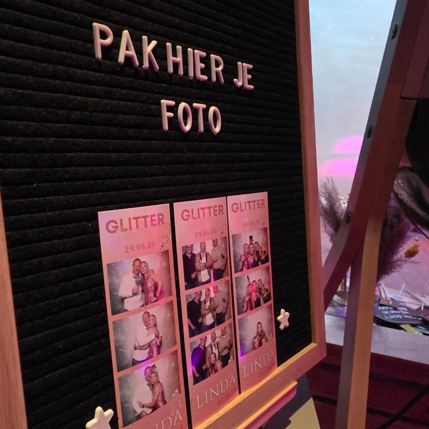 Fotostrip Glitter & Glamour, groot bekeken